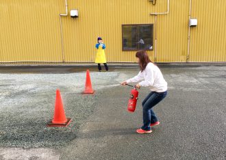 火元手前より噴射開始